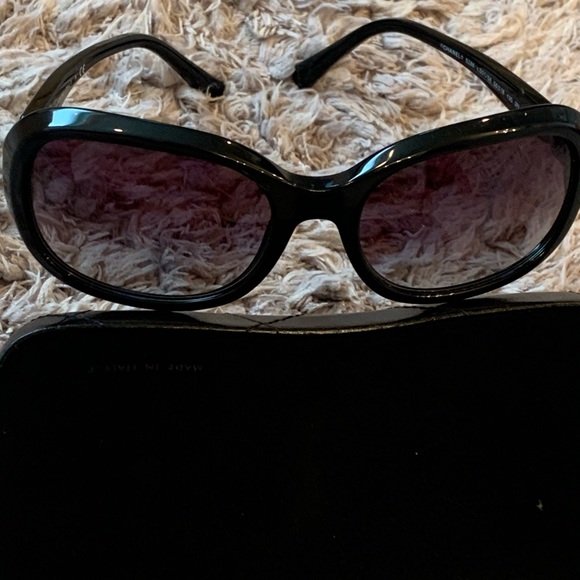 Chanel Sunglasses with Original Case - Picture 2 of 7